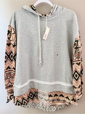 NWT Boho Aztec Western Mixed Print Pullover Hoodie Size M
